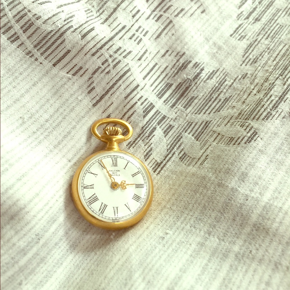 Halcyon Days Enamel, Quartz Watch Pendant